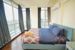 Cozy 2-Bedroom Apartment with King Beds, Balcony & Stunning Views at Elysium